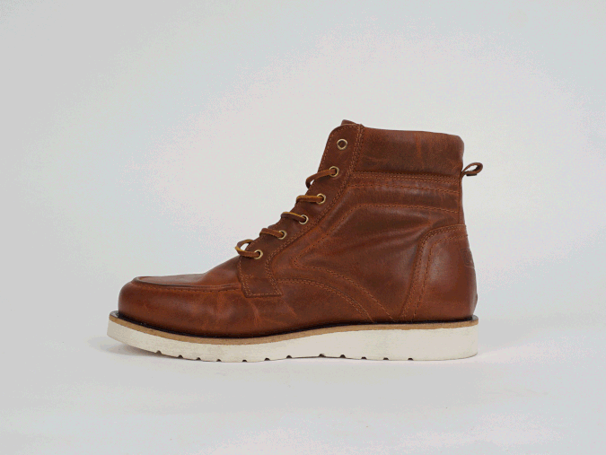 360º view of moc toe 6" leather MT-622 boot in cognac.