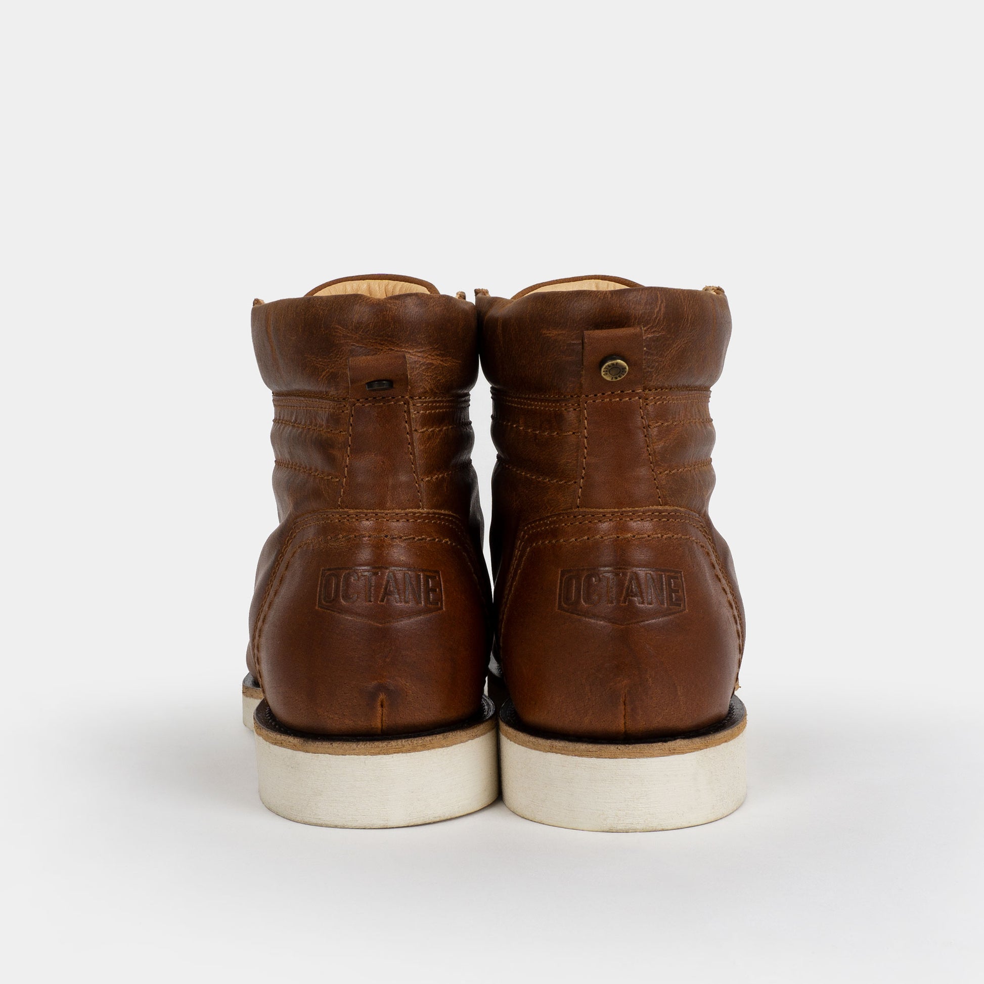 MT-622 moc toe leather boots in cognac